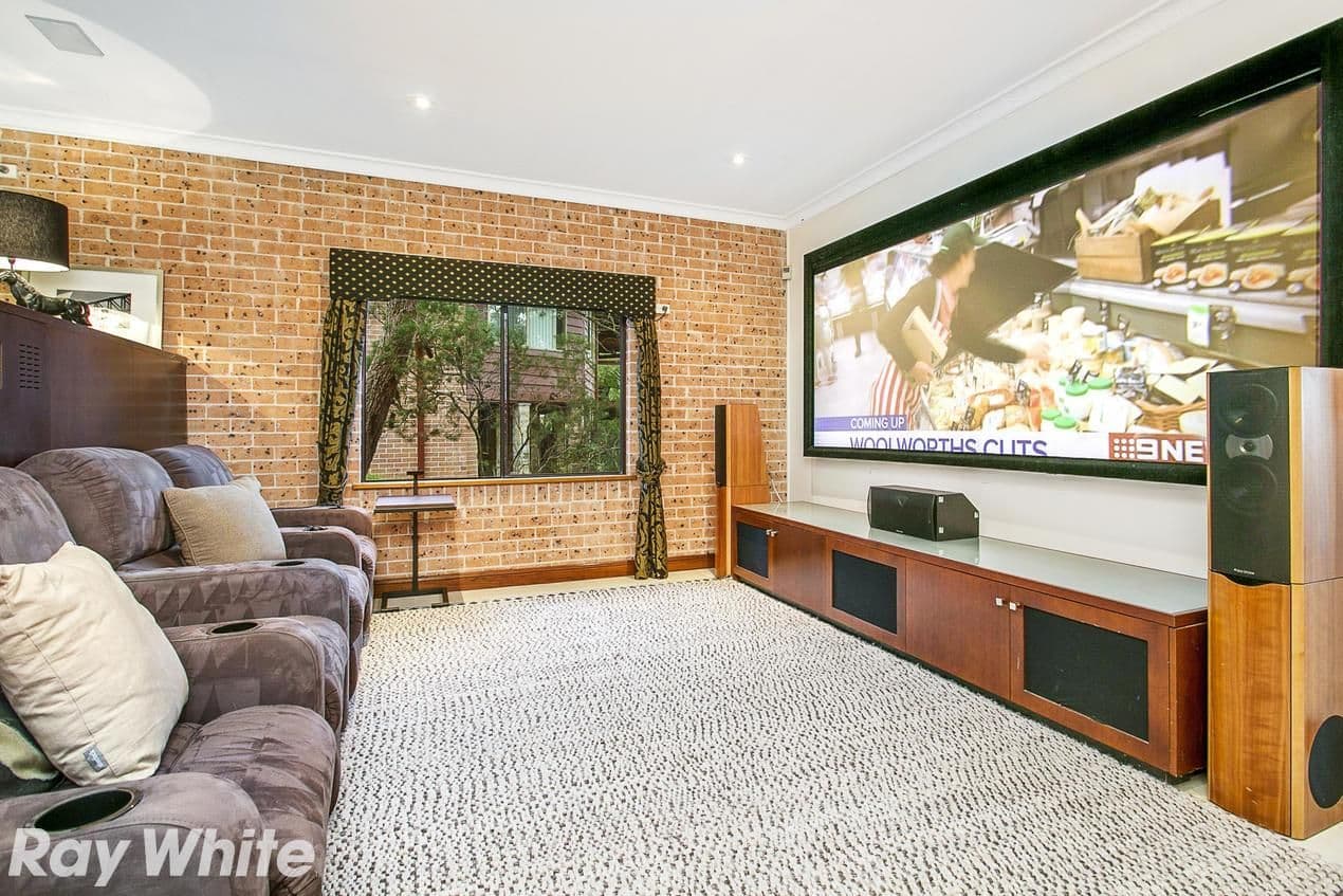 54 Carinda Drive, Glenhaven - Thumbnail 8