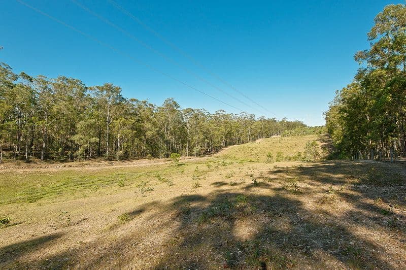 38 Smiths Rd South, KURWONGBAH QLD 4503, Kurwongbah - Thumbnail 3