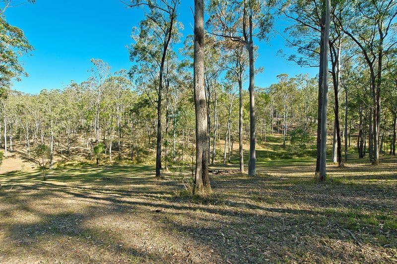 38 Smiths Rd South, KURWONGBAH QLD 4503, Kurwongbah - Thumbnail 6