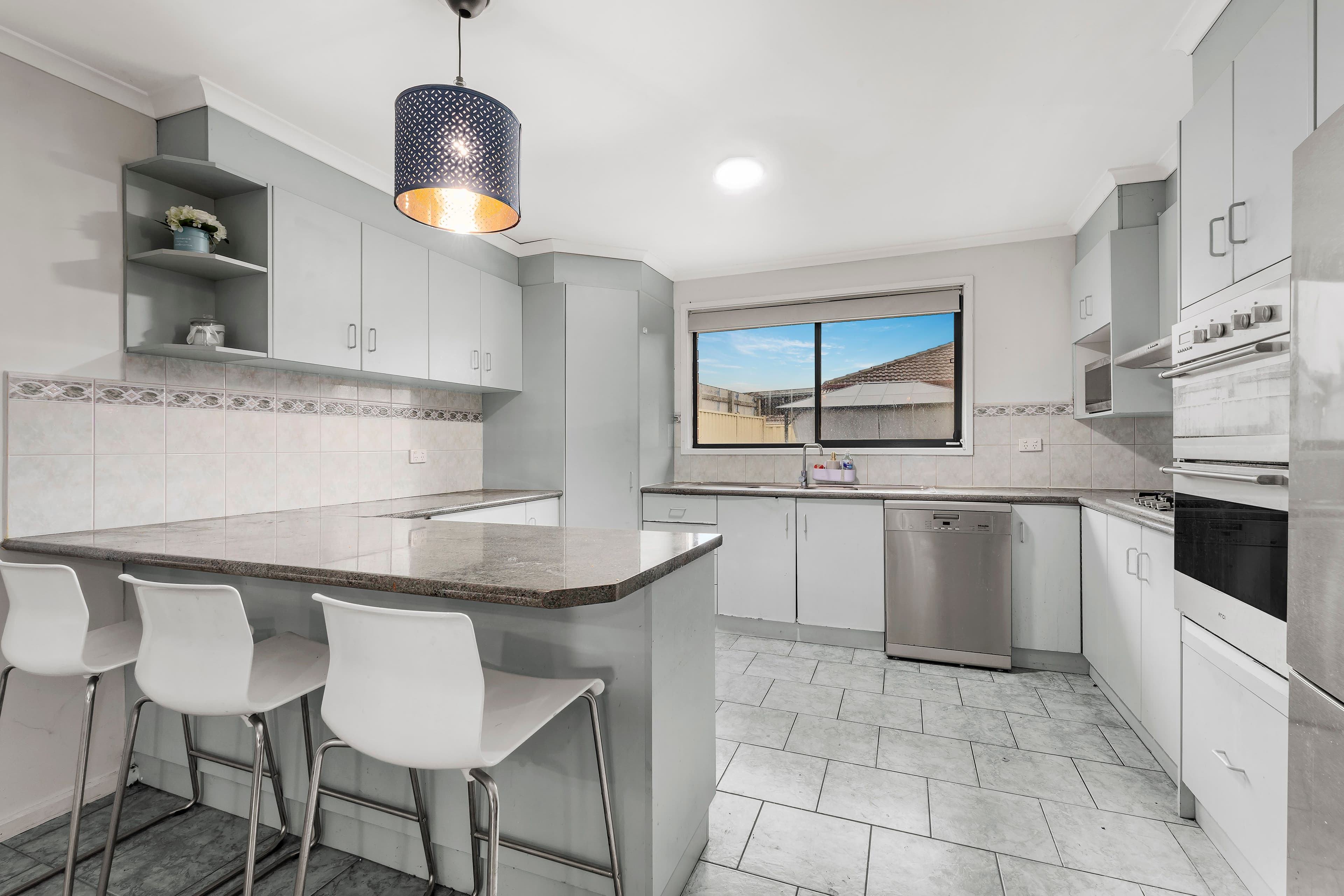 139 Roycroft Avenue, Mill Park VIC 3082, Mill Park - Thumbnail 2