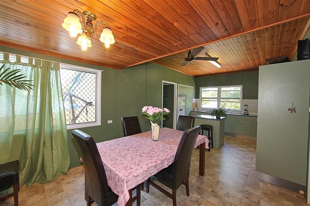 58 Montgomery Street, SVENSSON HEIGHTS QLD 4670, Svensson Heights - Thumbnail 3
