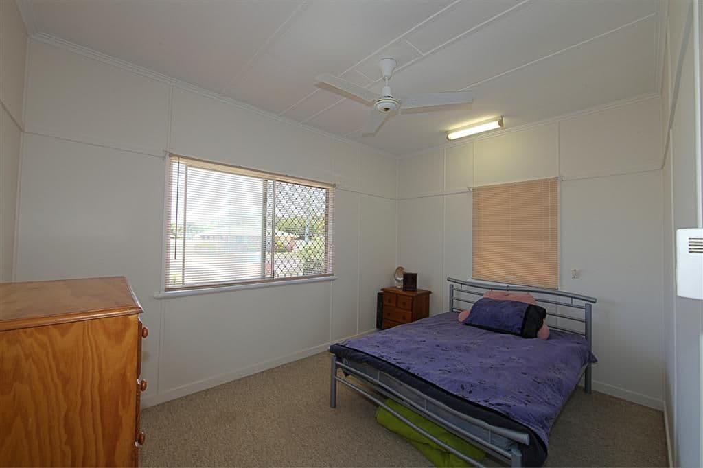 58 Montgomery Street, SVENSSON HEIGHTS QLD 4670, Svensson Heights - Thumbnail 7