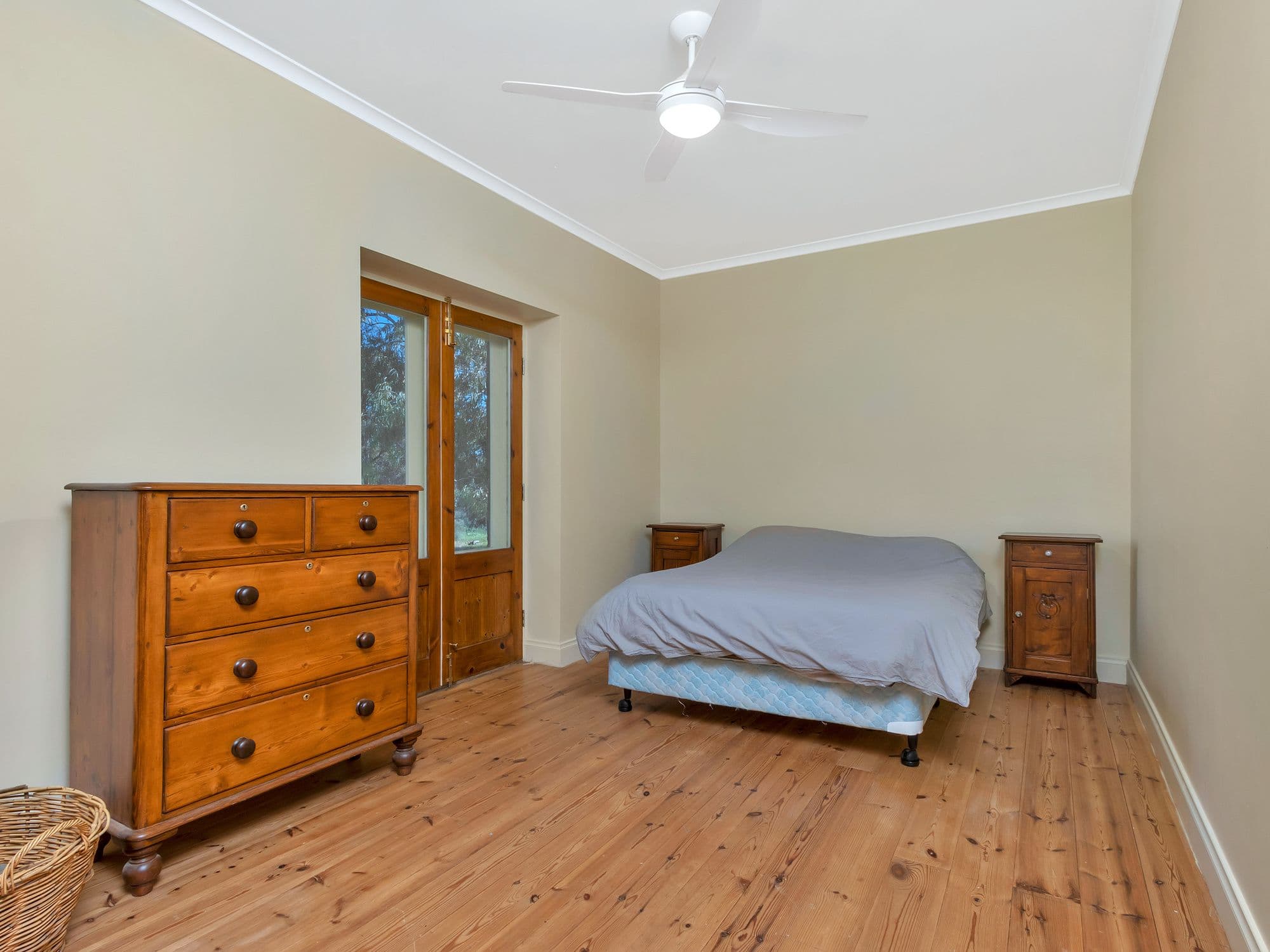 14 Frederick Street, Saddleworth SA 5413, Saddleworth - Thumbnail 6