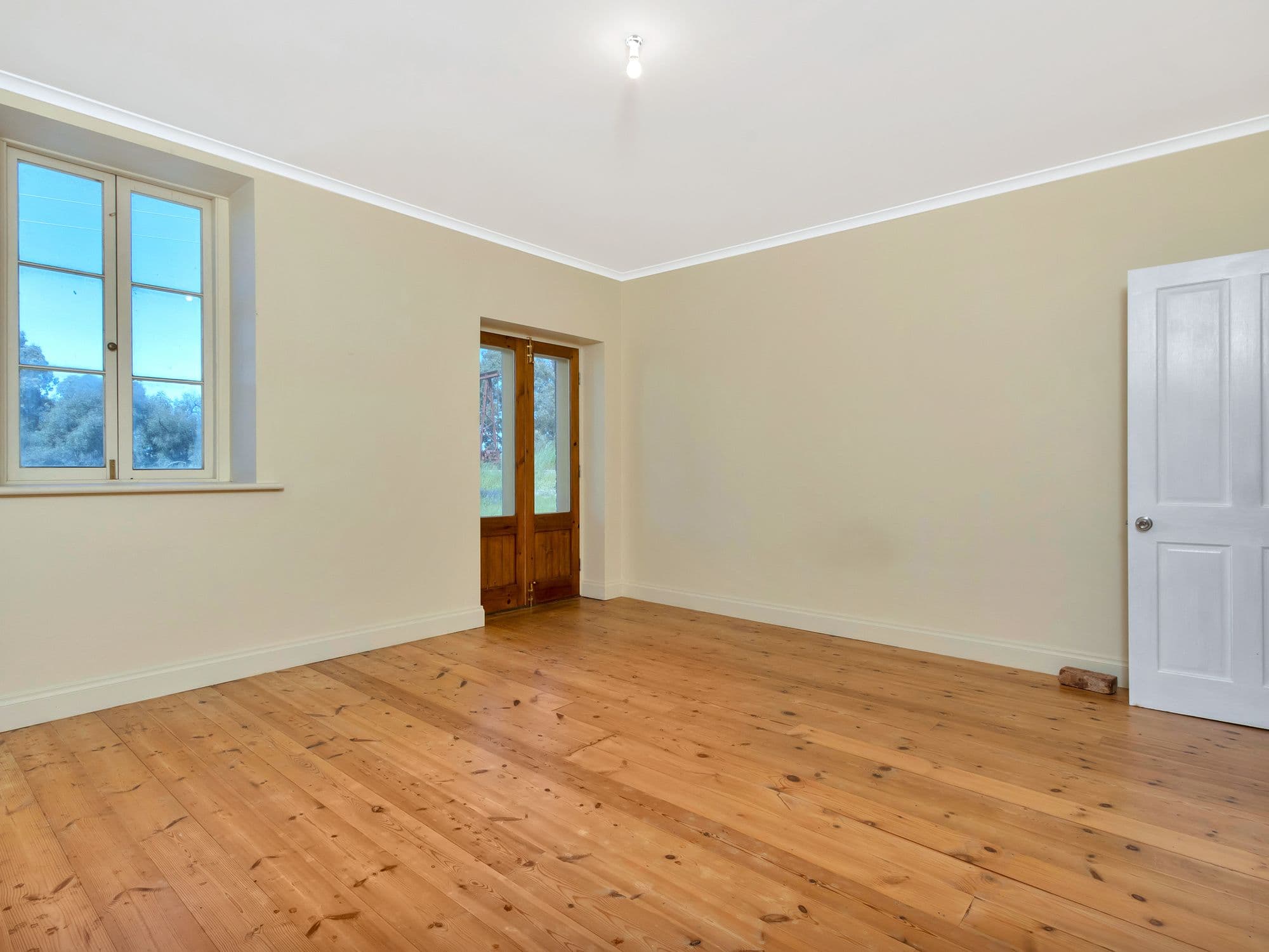 14 Frederick Street, Saddleworth SA 5413, Saddleworth - Thumbnail 7