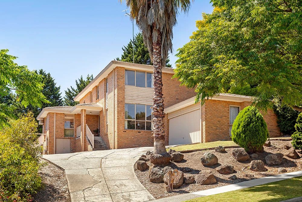 27 Kirkford Drive, Mooroolbark VIC 3138, Mooroolbark - Image 1
