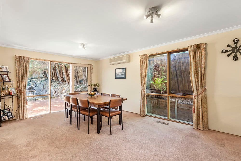 27 Kirkford Drive, Mooroolbark VIC 3138, Mooroolbark - Thumbnail 4