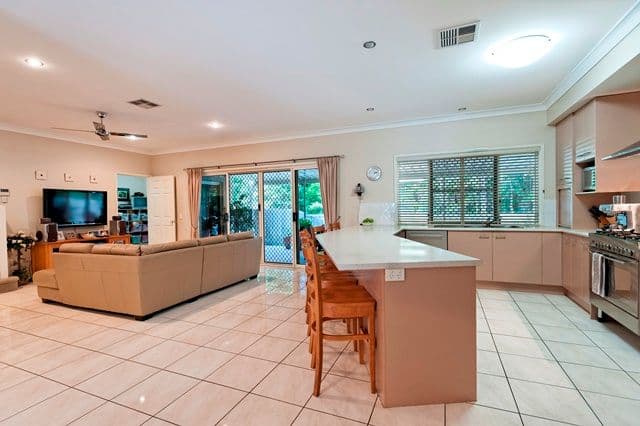 5 Hallmark Court, BUDERIM QLD 4556, Buderim - Thumbnail 2
