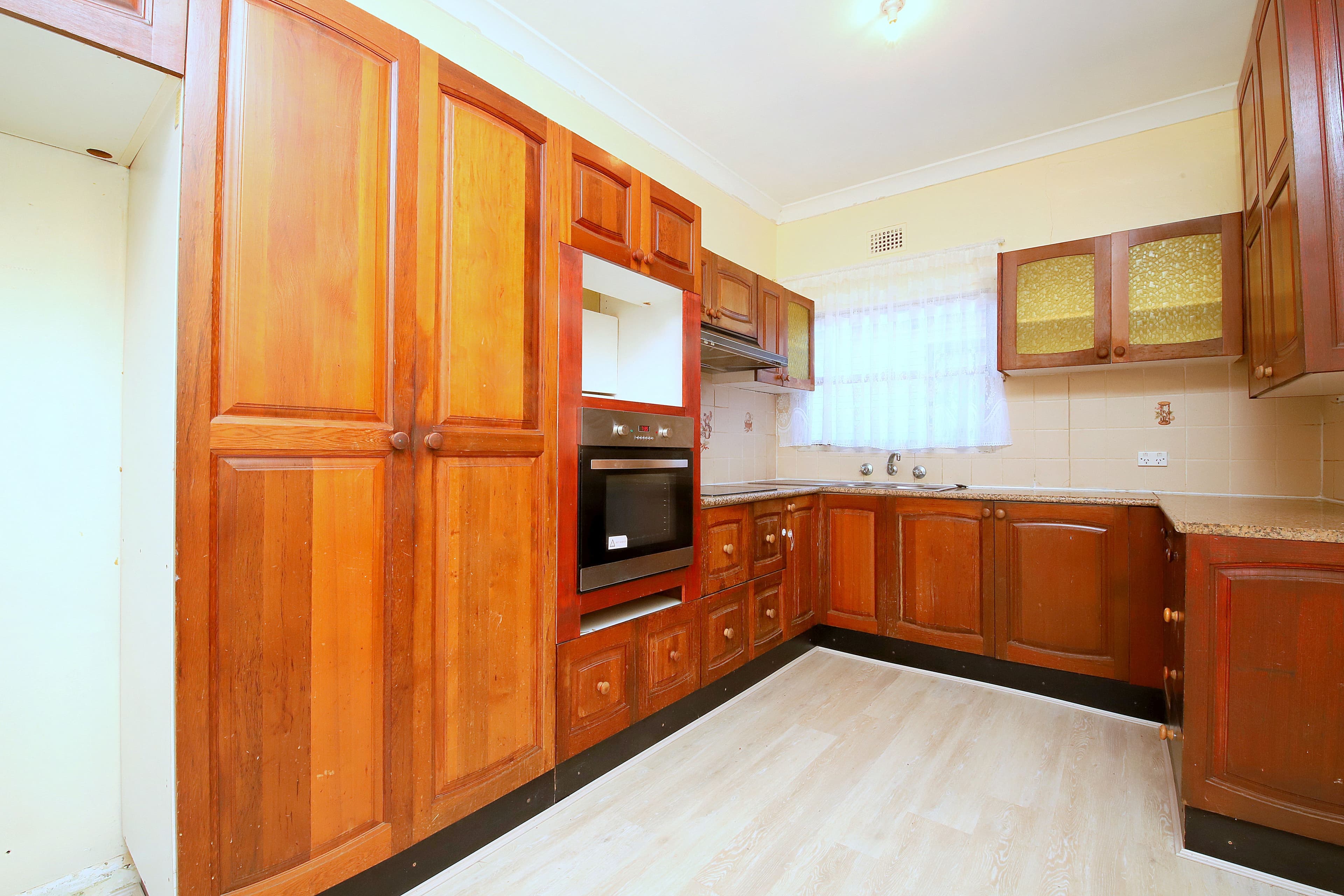 15 Fifth Avenue, Condell Park NSW 2200, Condell Park - Thumbnail 4