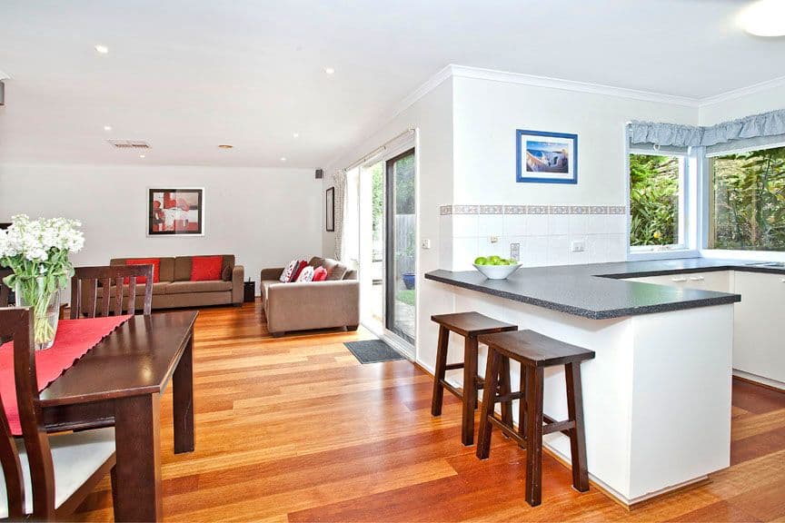 29 Mawarra Crescent, CHADSTONE VIC 3148, Chadstone - Thumbnail 2