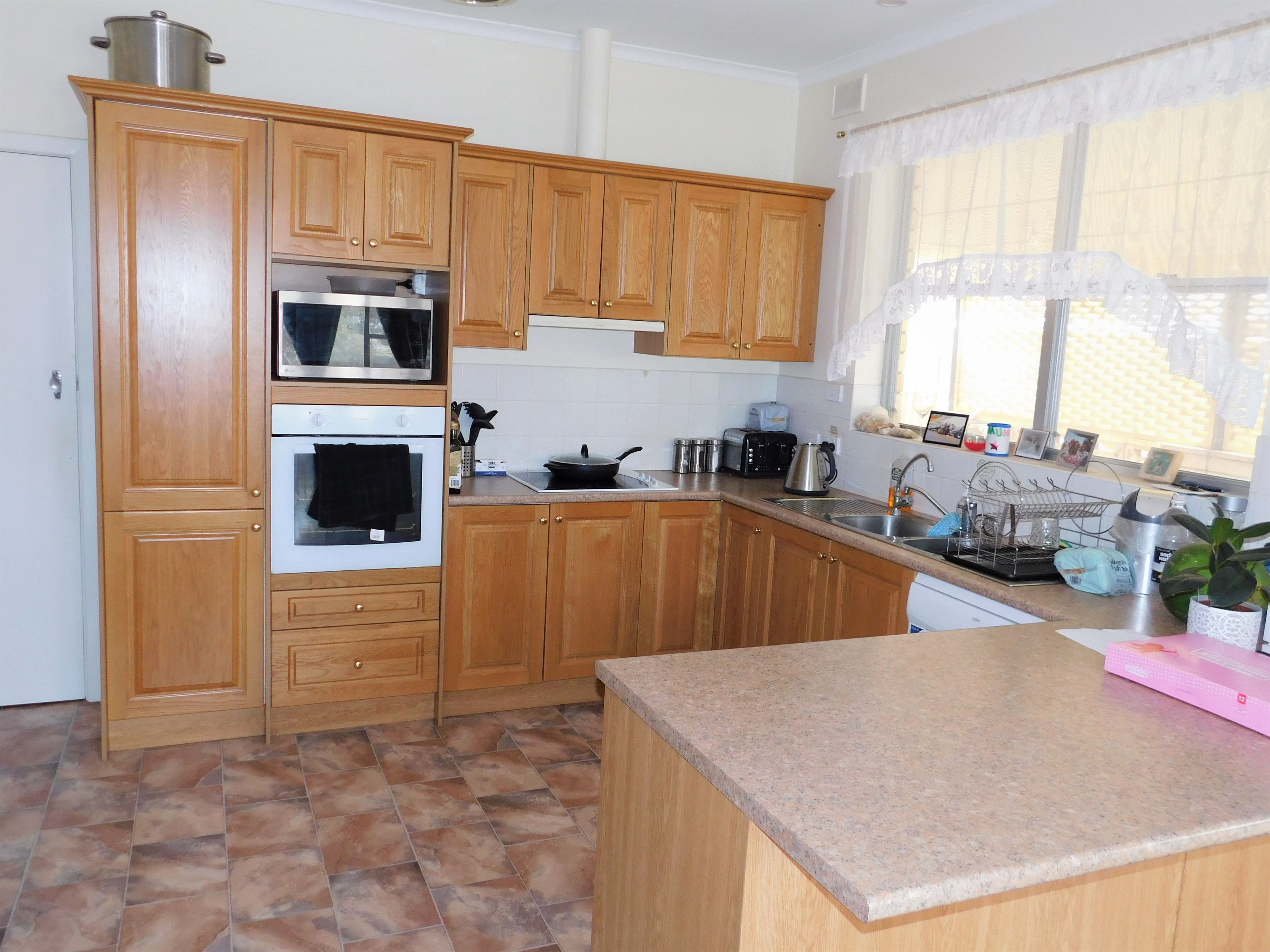 22 Railway Terrace North, Pinnaroo SA 5304, Pinnaroo - Thumbnail 2