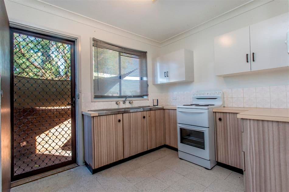 2 Kazanis Court, Werrington - Thumbnail 5