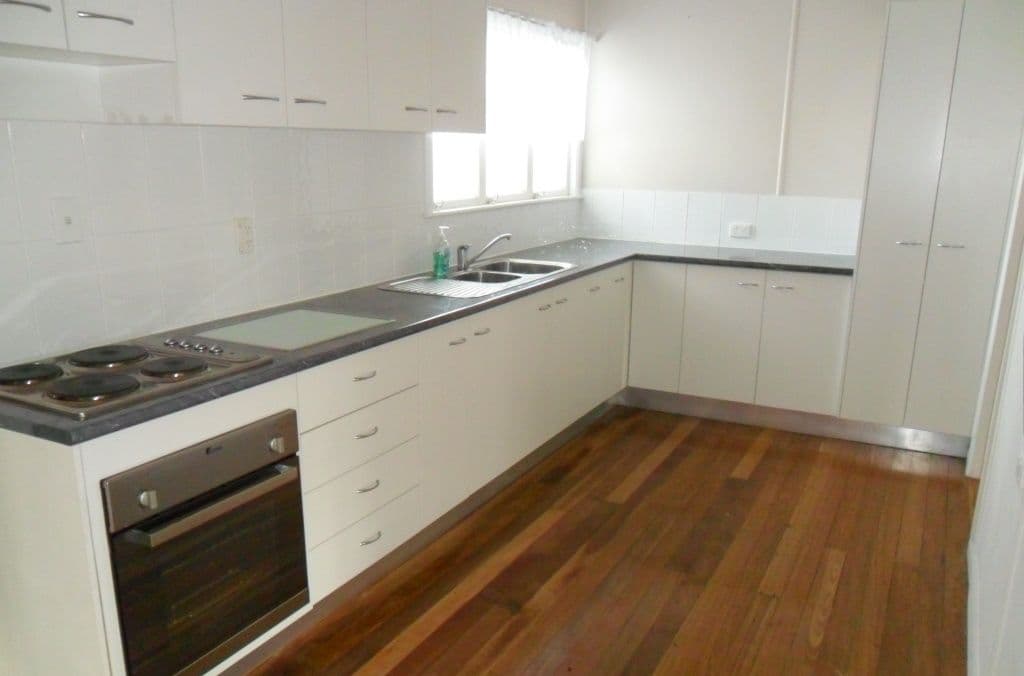 7 Lobley Street, Ipswich QLD 4305, Ipswich - Thumbnail 2