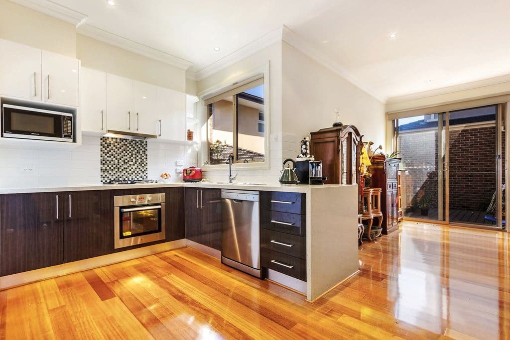16 Halsey Street, Box Hill South VIC 3128, Box Hill South - Thumbnail 4