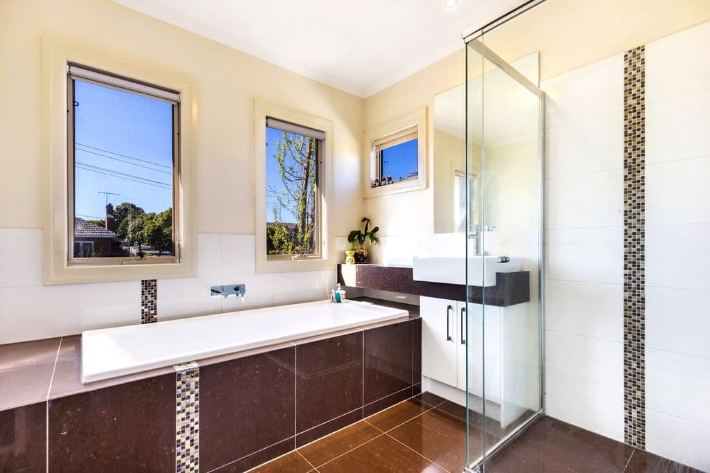16 Halsey Street, Box Hill South VIC 3128, Box Hill South - Thumbnail 6