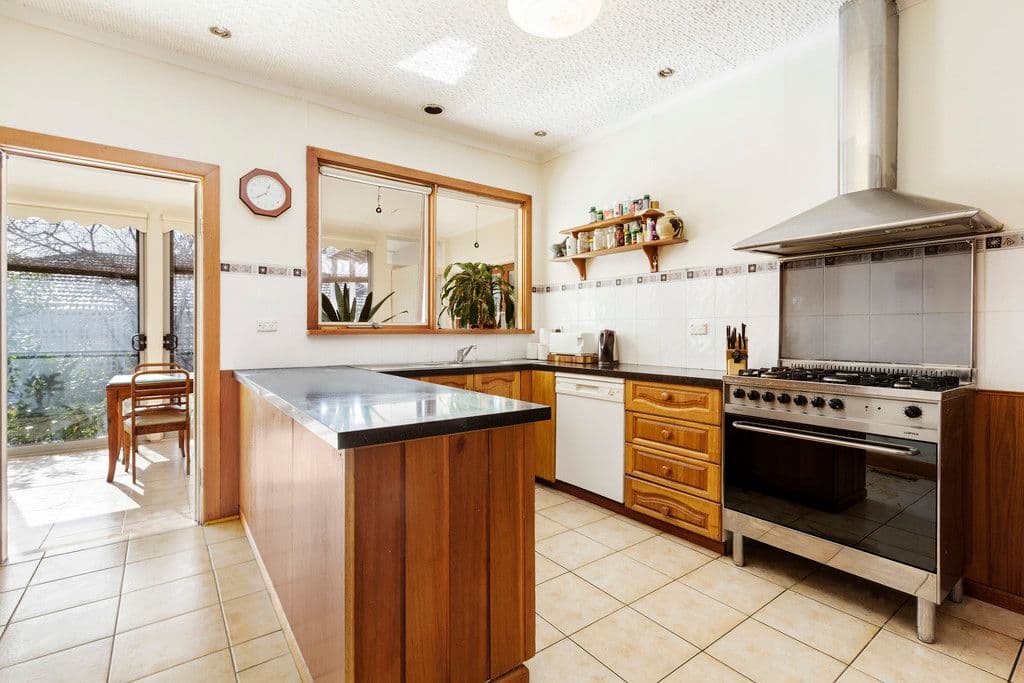 3 Maverston Street, Glen Iris VIC 3146, Glen Iris - Thumbnail 3