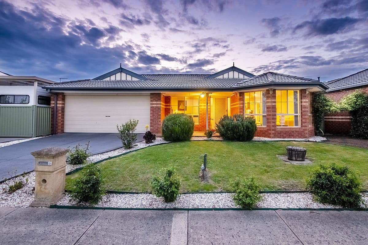 3 Houndsforth Street, Cranbourne East VIC 3977, Cranbourne East - Image 1