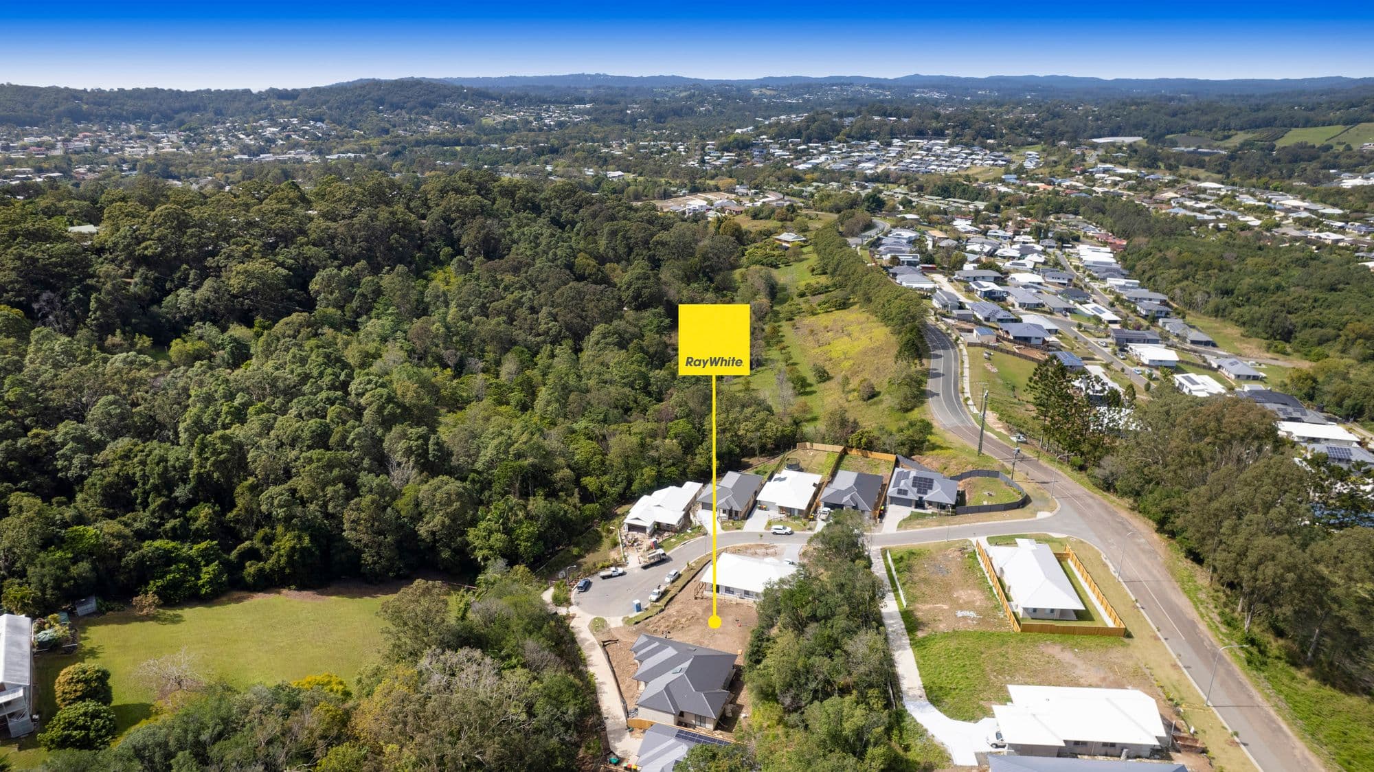 11 Samwell Place, Burnside QLD 4560, Burnside - Thumbnail 2