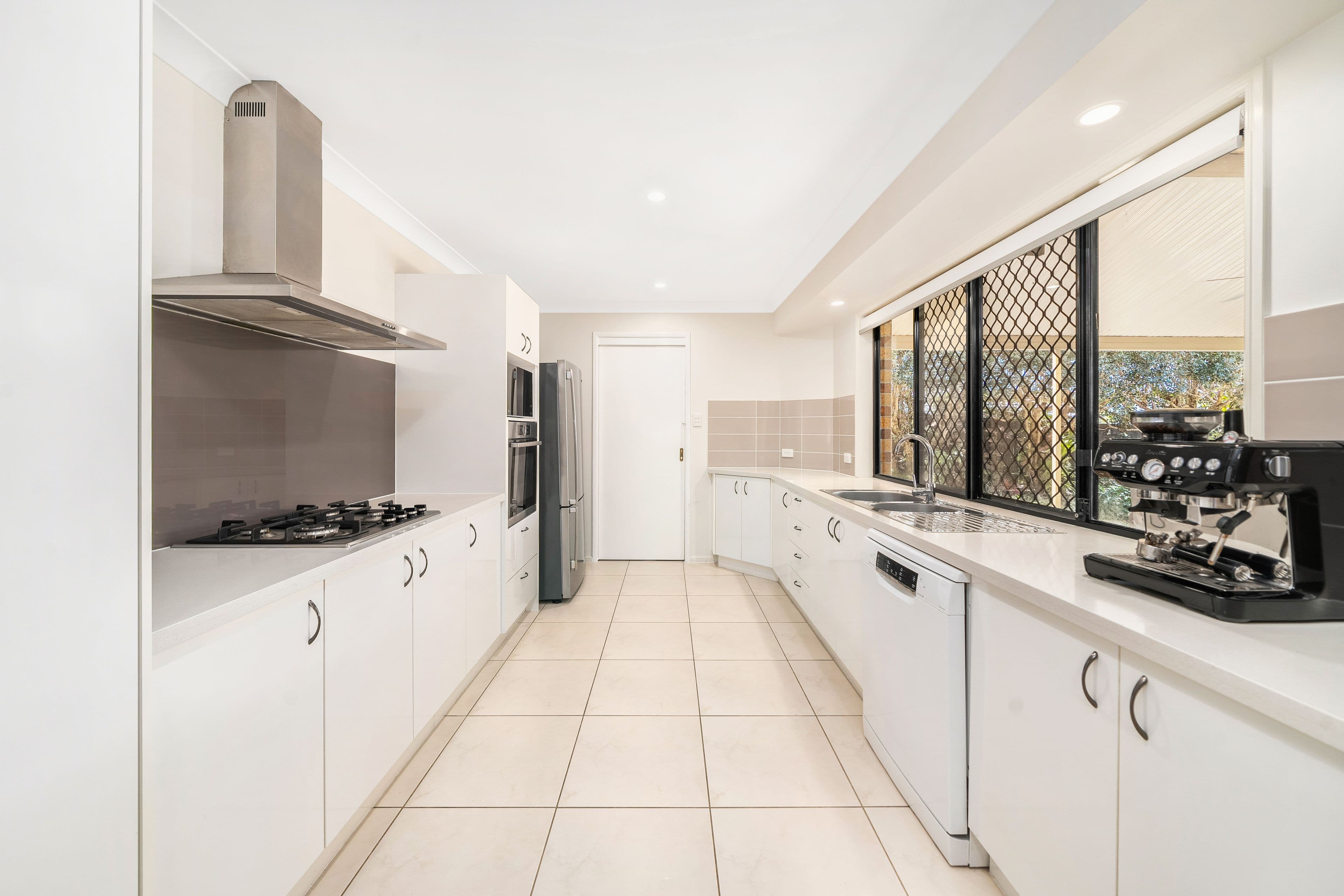 10 Gilbert Street, North Lakes QLD 4509, North Lakes - Thumbnail 7