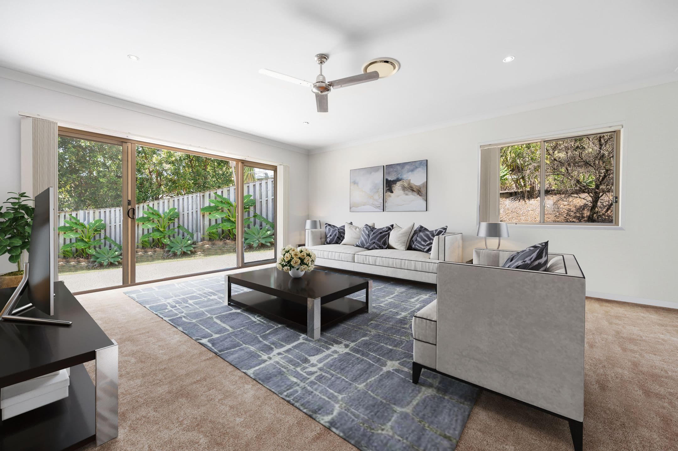 33 Yamba Street, Pacific Pines QLD 4211, Pacific Pines - Image 1