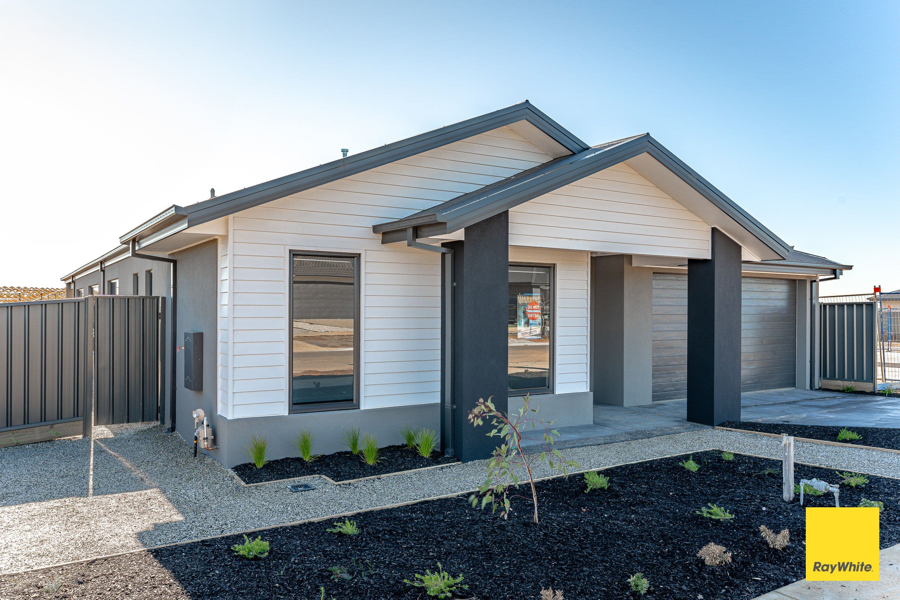 11 Sendock Parade, Huntly VIC 3551, Huntly - Thumbnail 2