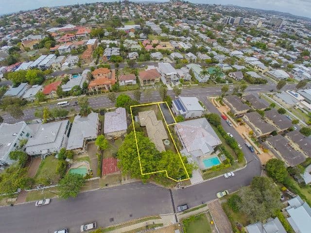 98 McLennan Street, ALBION QLD 4010, Albion - Thumbnail 2