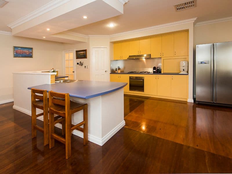 6 Boyd Place, Canning Vale WA 6155, Canning Vale - Thumbnail 3