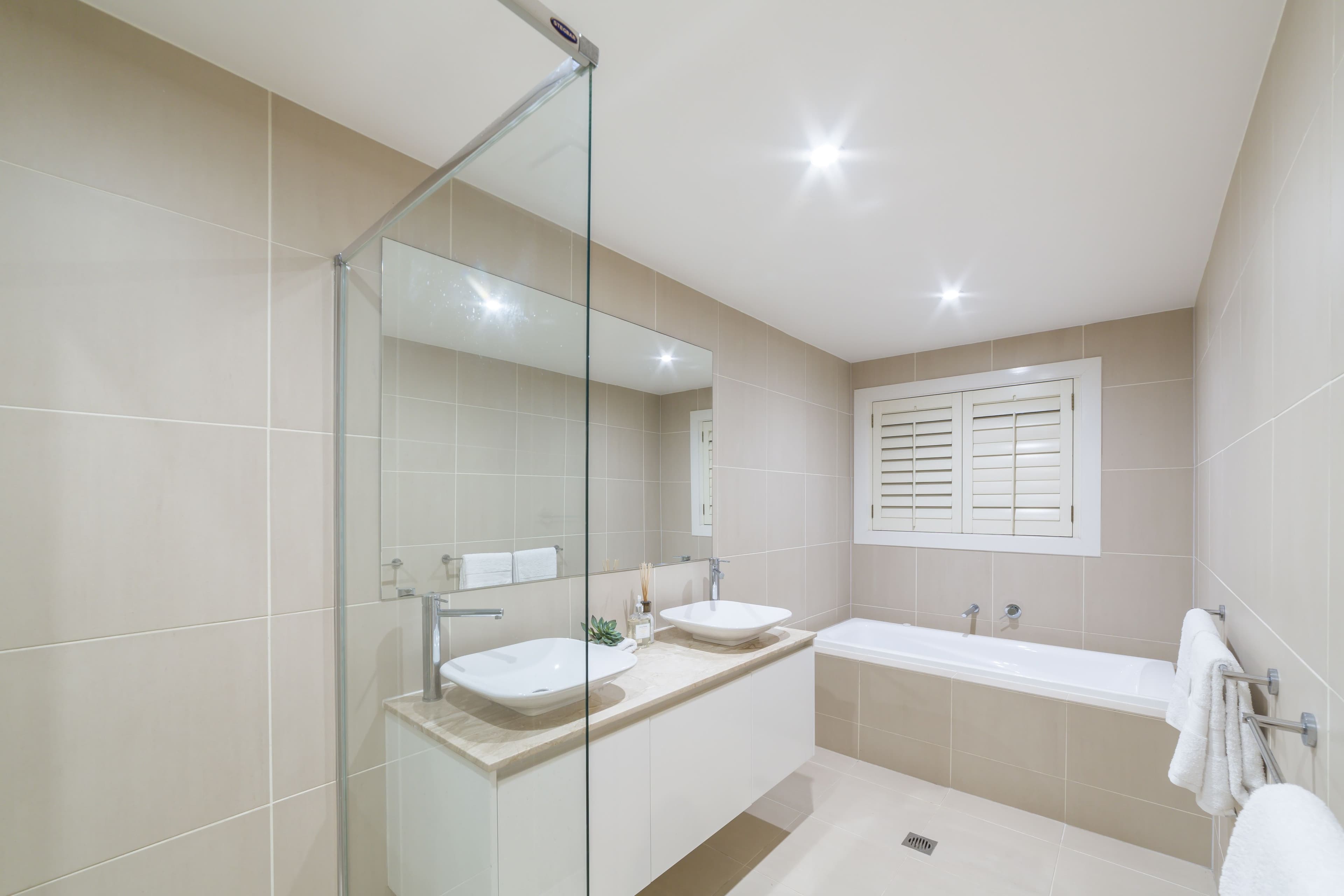 38 Tosti Street, Sorrento QLD 4217, Sorrento - Thumbnail 7