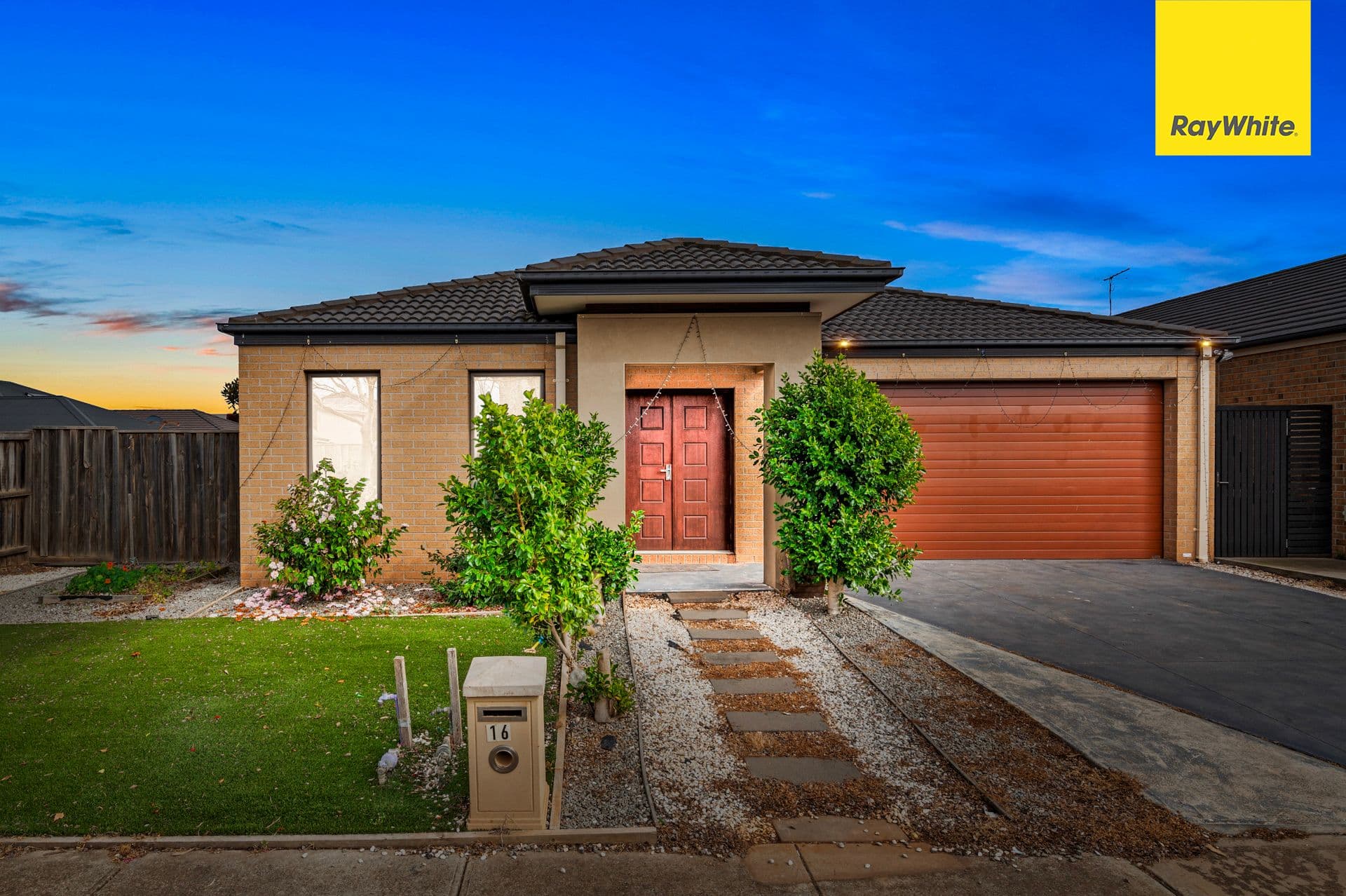 16 Mourne Street, WEIR VIEWS VIC 3338, Weir Views - Thumbnail 2