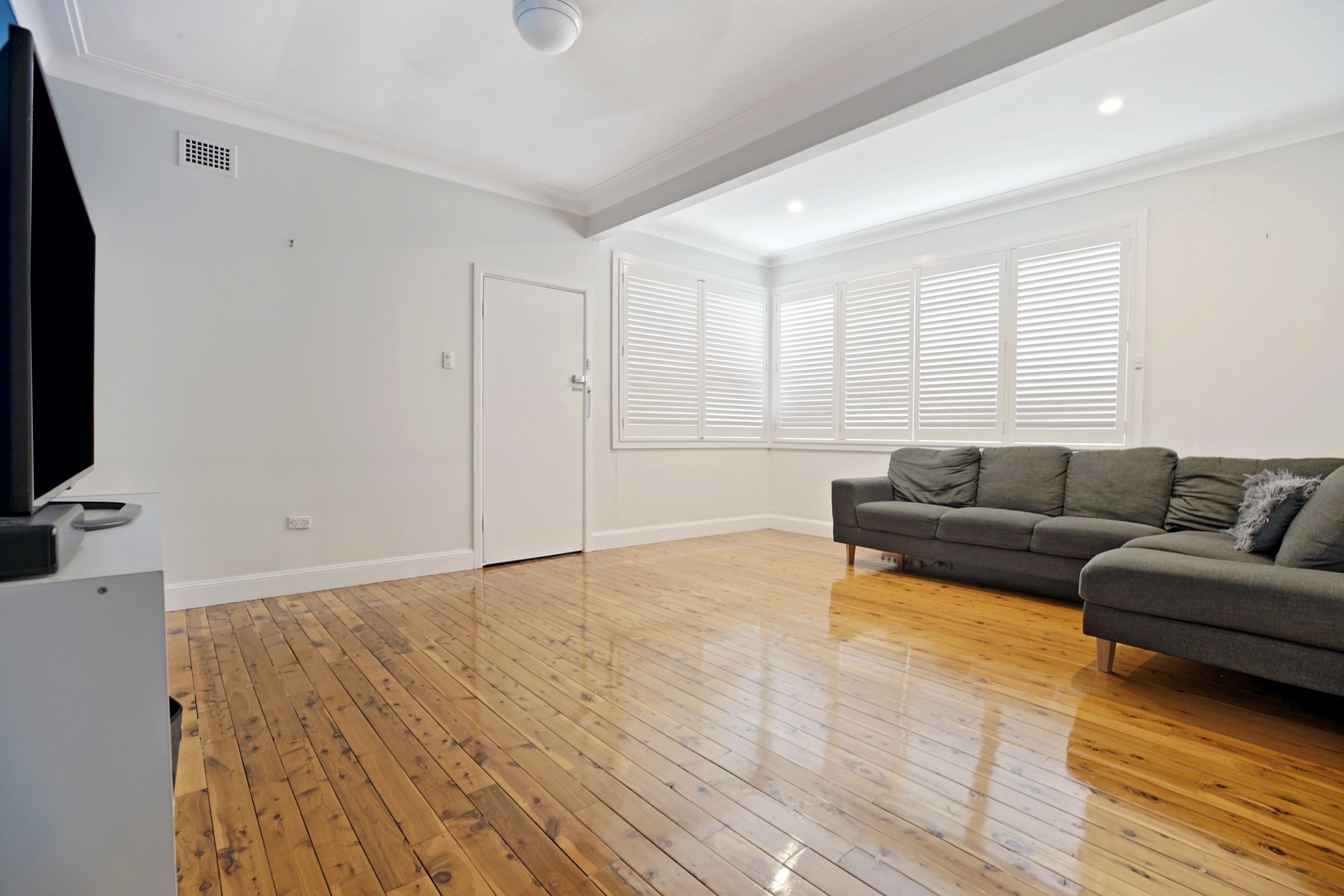 122 Victoria Street, Kingswood - Thumbnail 2