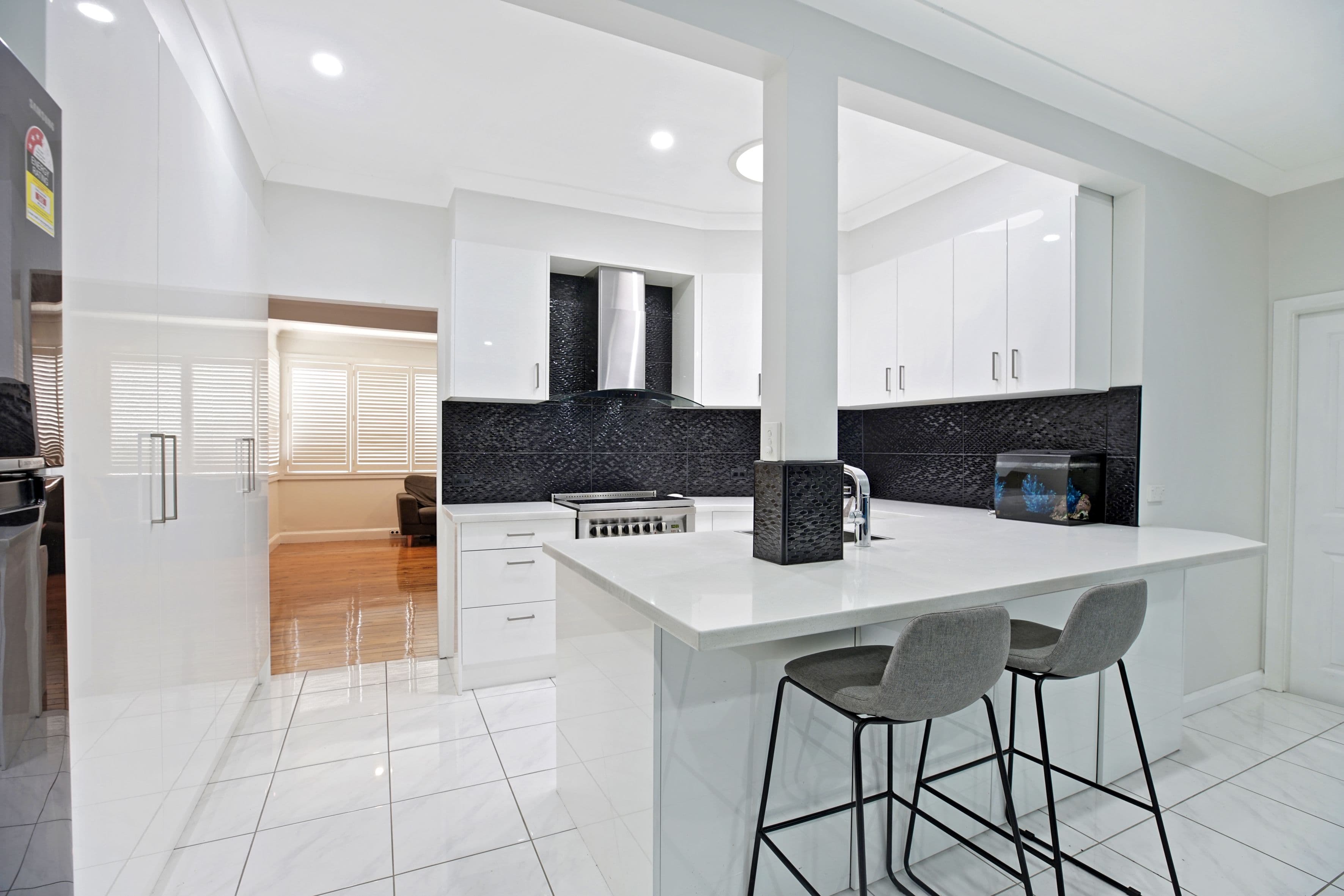 122 Victoria Street, Kingswood - Thumbnail 3