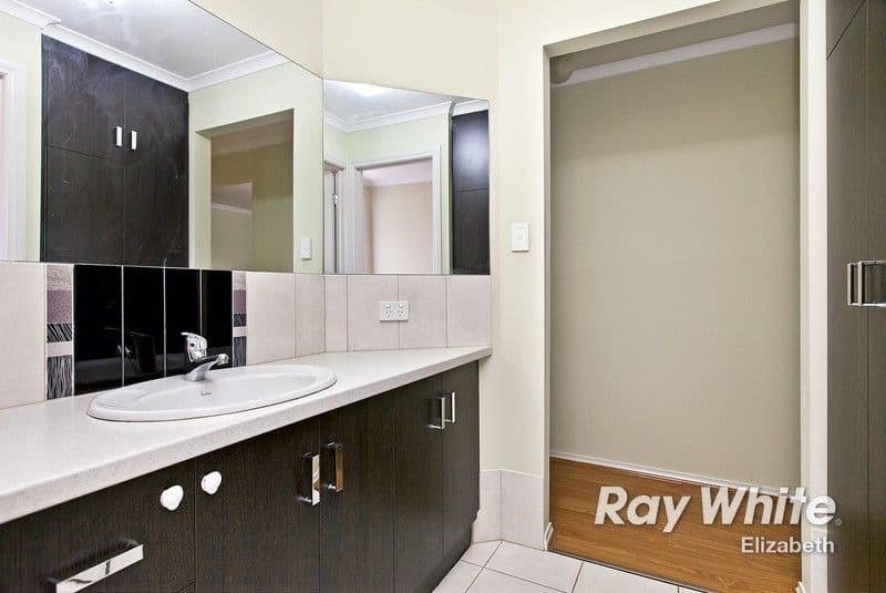 15 Golden Circuit, PARAFIELD GARDENS SA 5107, Parafield Gardens - Thumbnail 6
