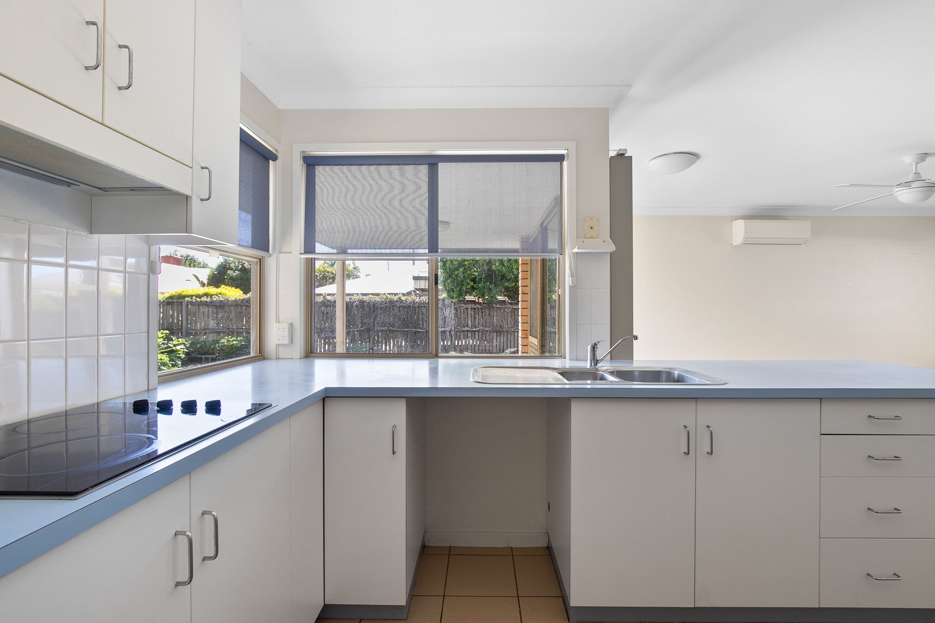 9 Chalmers Crescent, Emerald QLD 4720, Emerald - Thumbnail 8