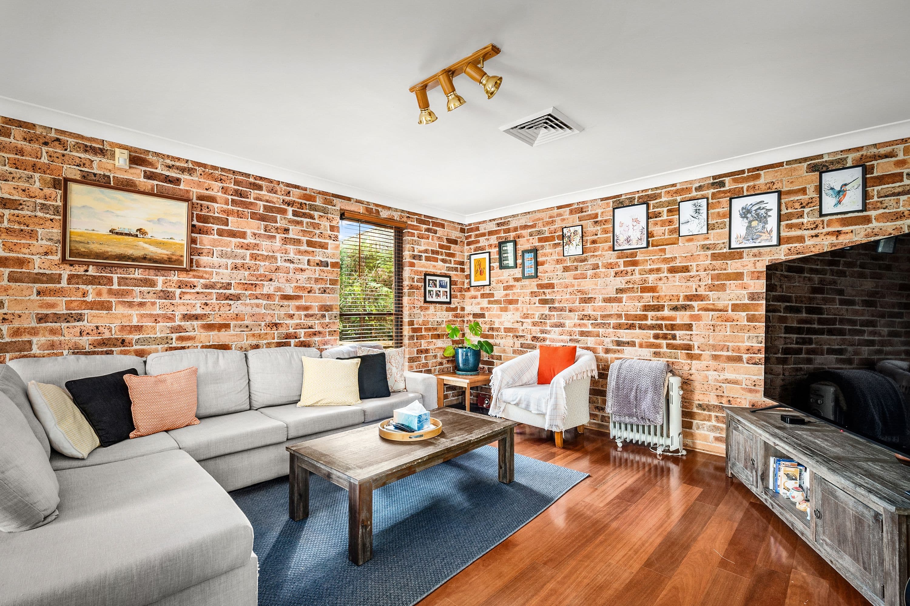 42 Galahad Crescent, Castle Hill NSW 2154, Castle Hill - Thumbnail 3