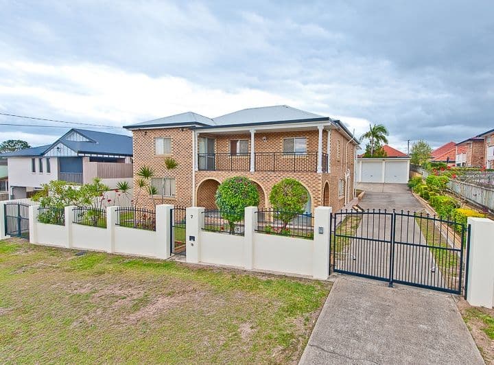 7 Bruce Street, CHERMSIDE QLD 4032, Chermside - Thumbnail 2