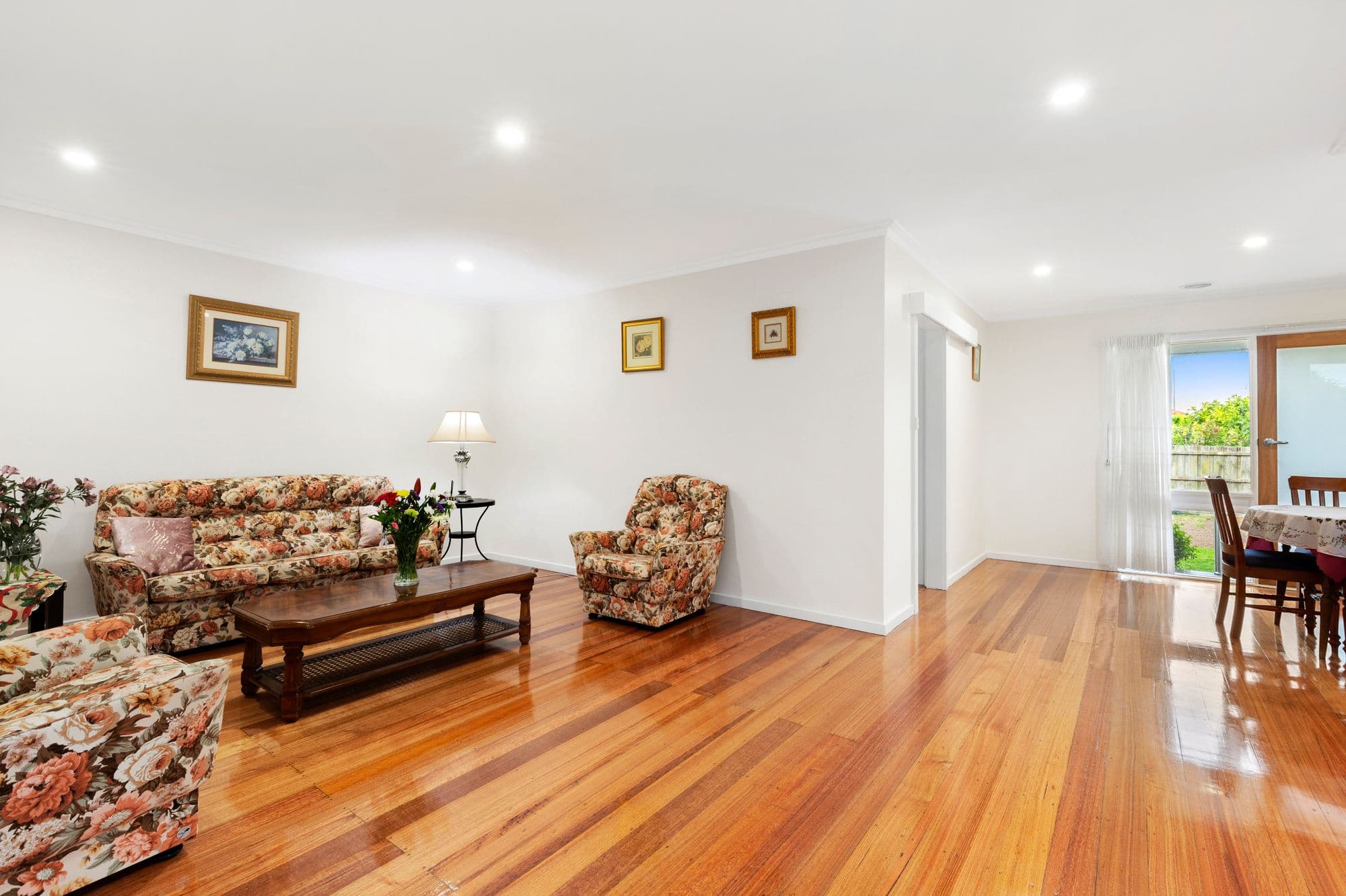 21 Worthing Avenue, Burwood East VIC 3151, Burwood East - Thumbnail 3