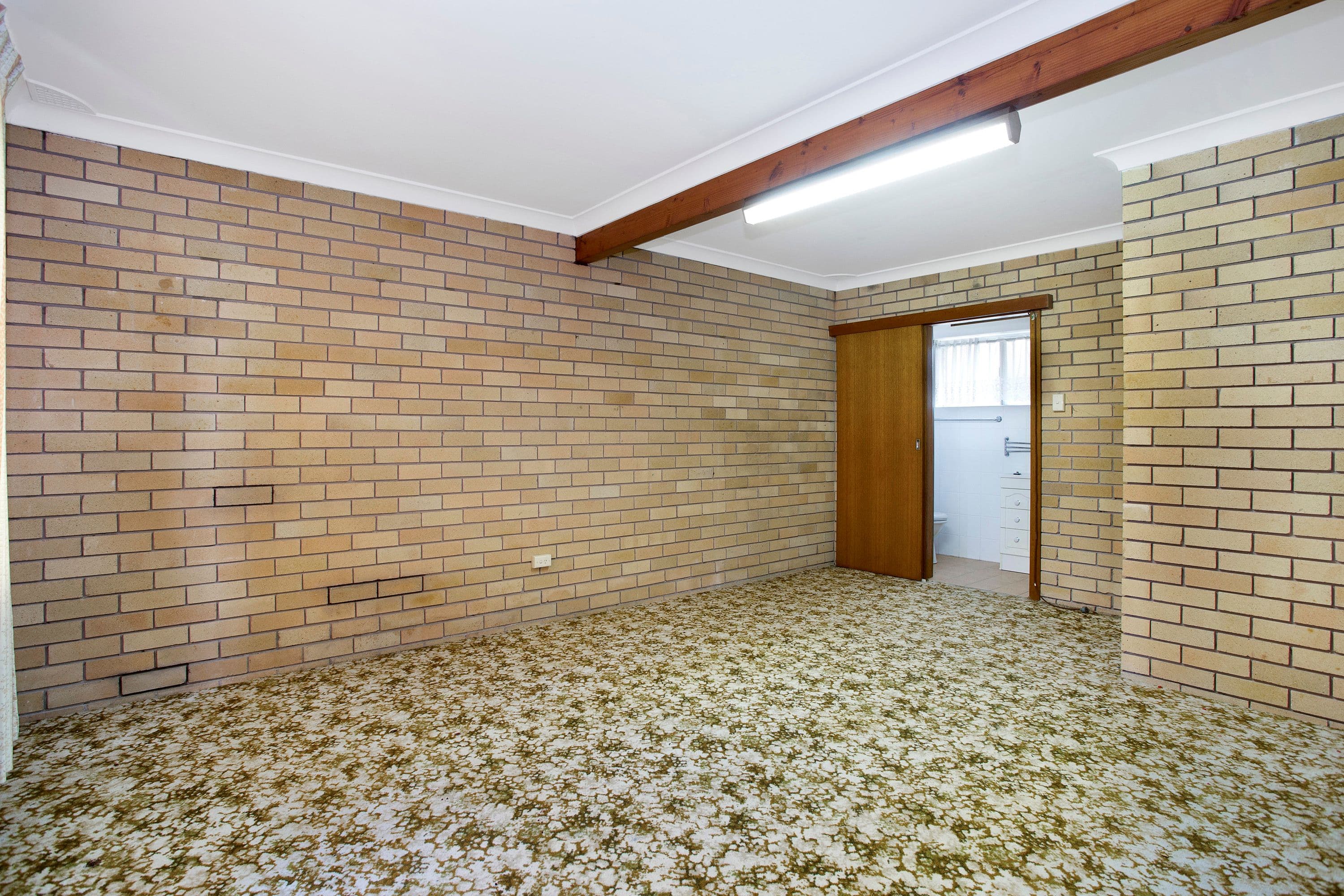 224 Lakedge Avenue, Berkeley Vale - Thumbnail 8