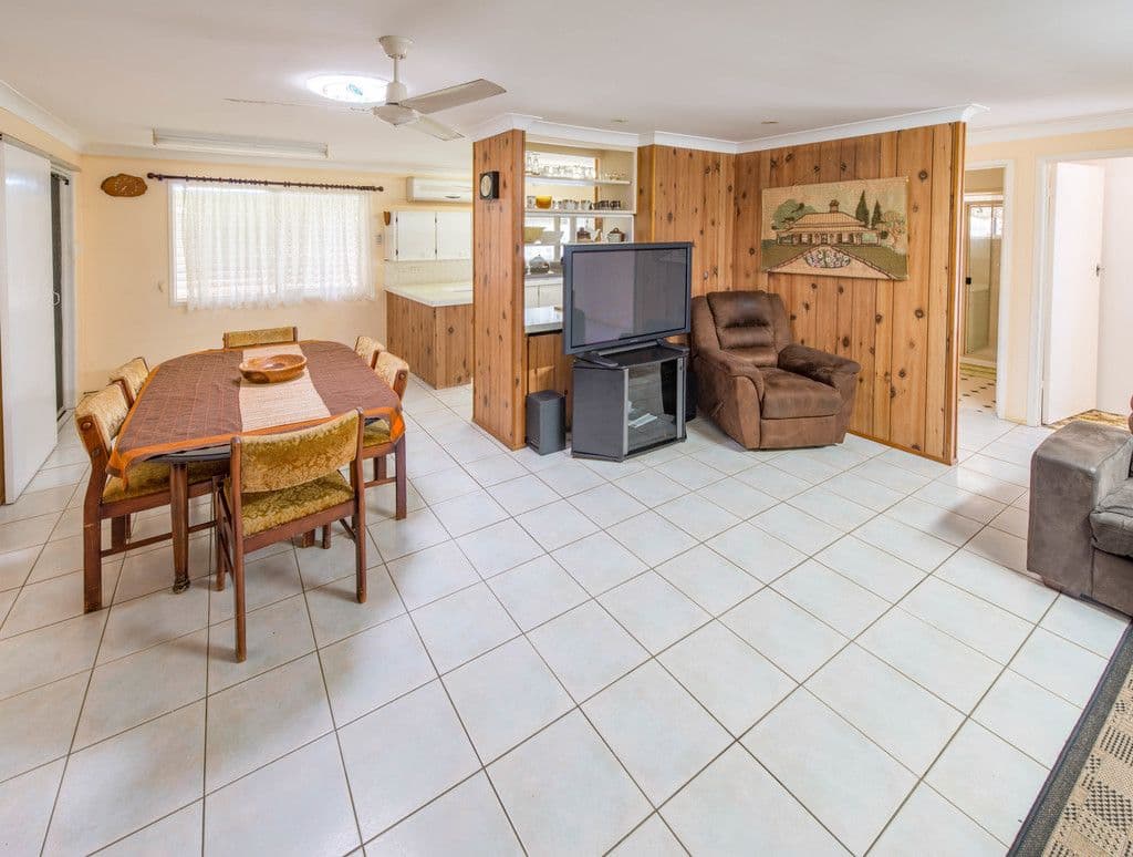 27 Cottell Street, Bundaberg North QLD 4670, Bundaberg North - Thumbnail 5