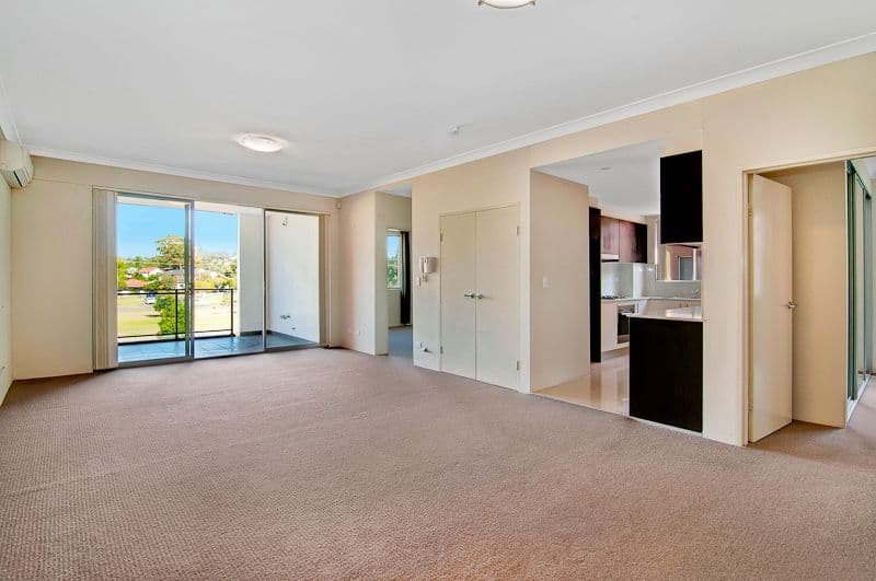 35 Darcy Road, WESTMEAD NSW 2145, Westmead - Thumbnail 2
