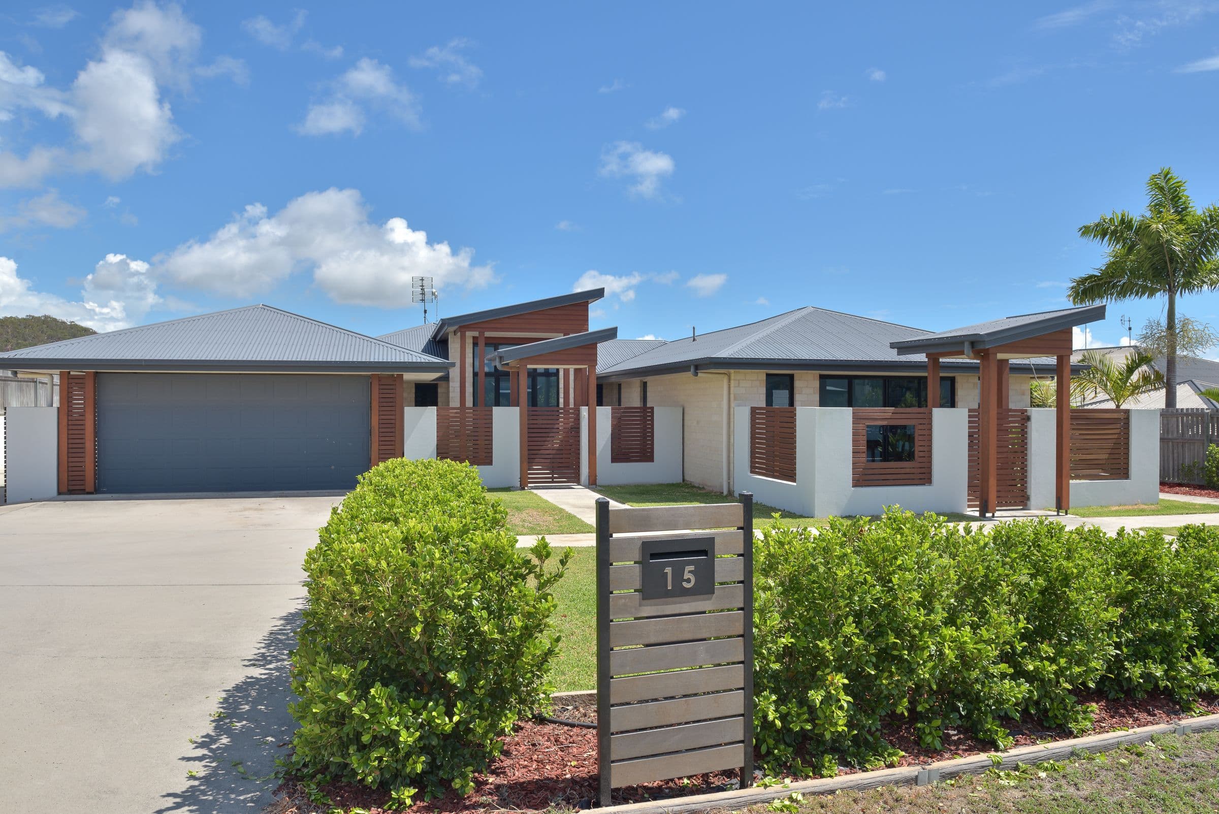 15 Victoria Avenue, Glen Eden QLD 4680, Glen Eden - Thumbnail 2