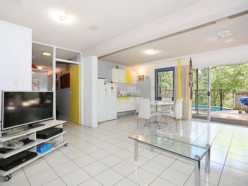 155 Jerrang Street, Indooroopilly QLD 4068, Indooroopilly - Thumbnail 2
