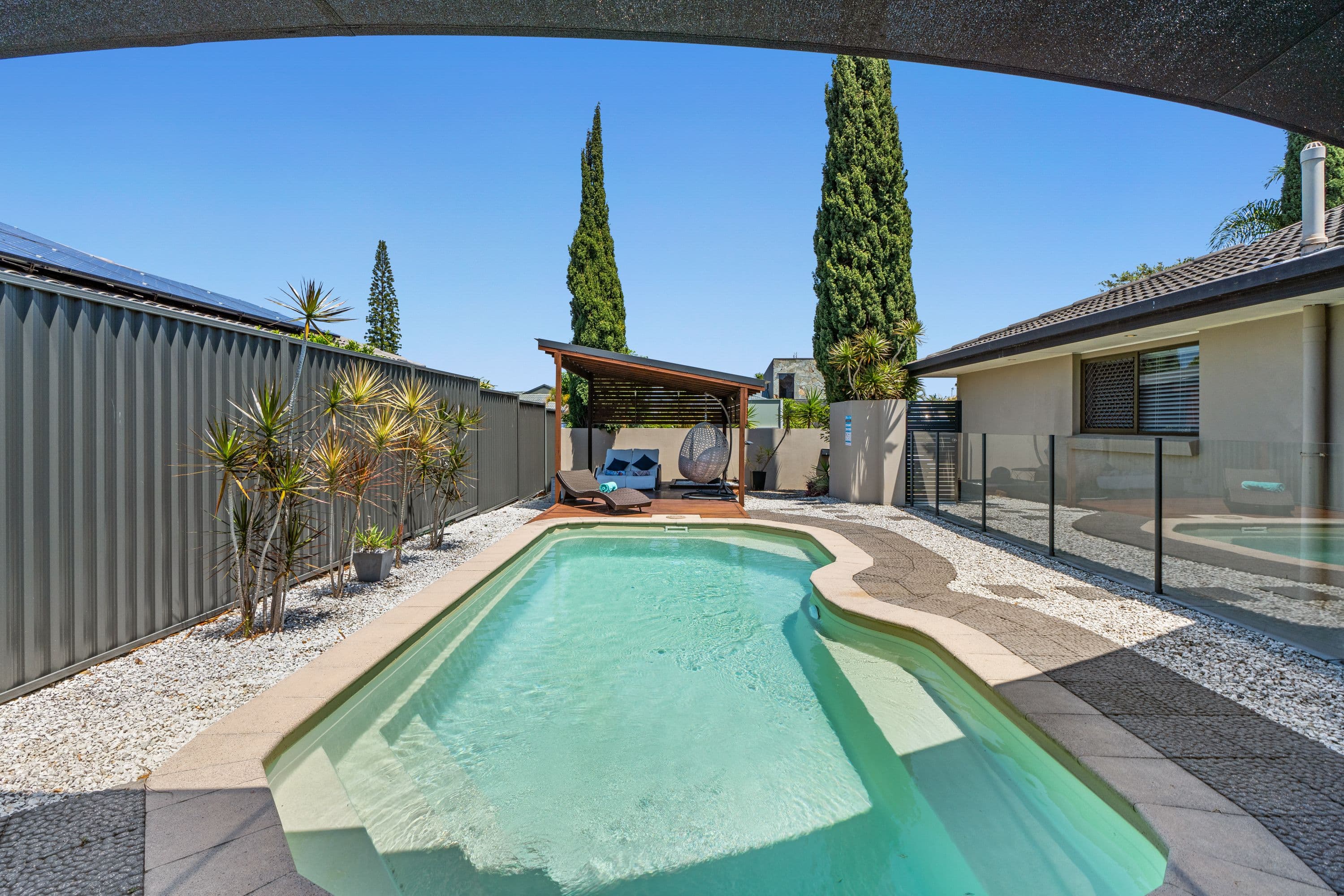 3 Manakin Avenue, Burleigh Waters QLD 4220, Burleigh Waters - Thumbnail 2