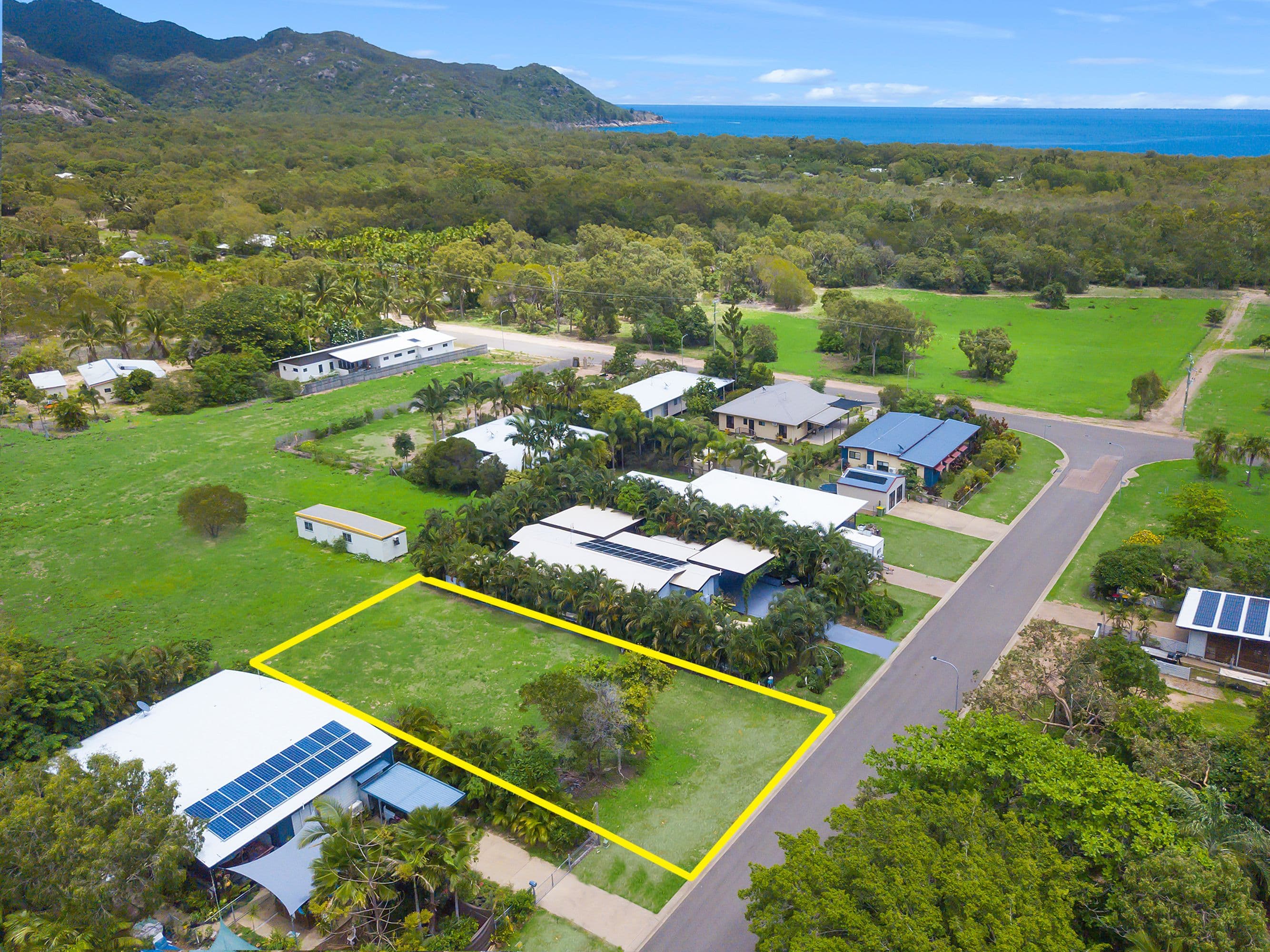 7 Pirie Street, Horseshoe Bay QLD 4819, Horseshoe Bay - Image 1