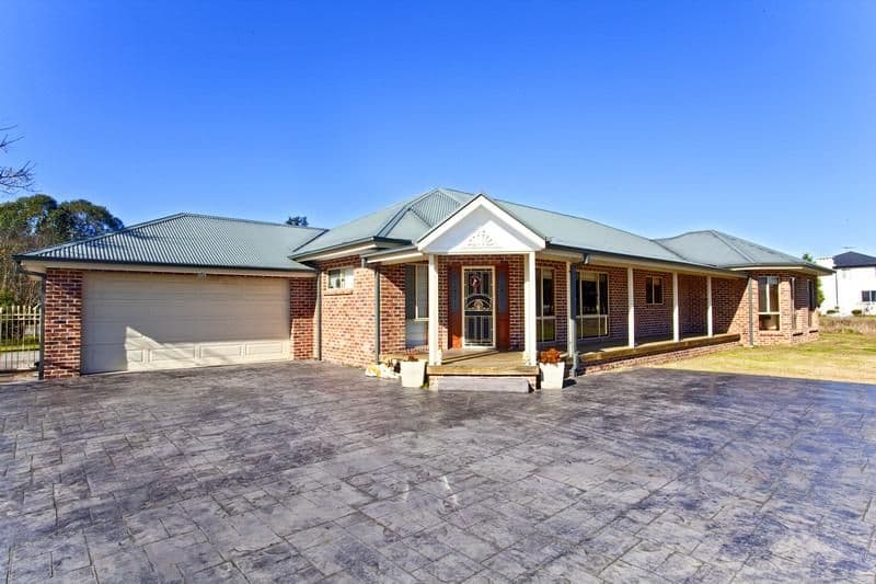 104 Kelvin Park Drive, BRINGELLY NSW 2556, Bringelly - Thumbnail 2