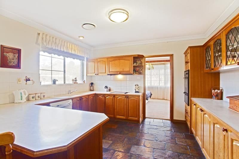 104 Kelvin Park Drive, BRINGELLY NSW 2556, Bringelly - Thumbnail 4
