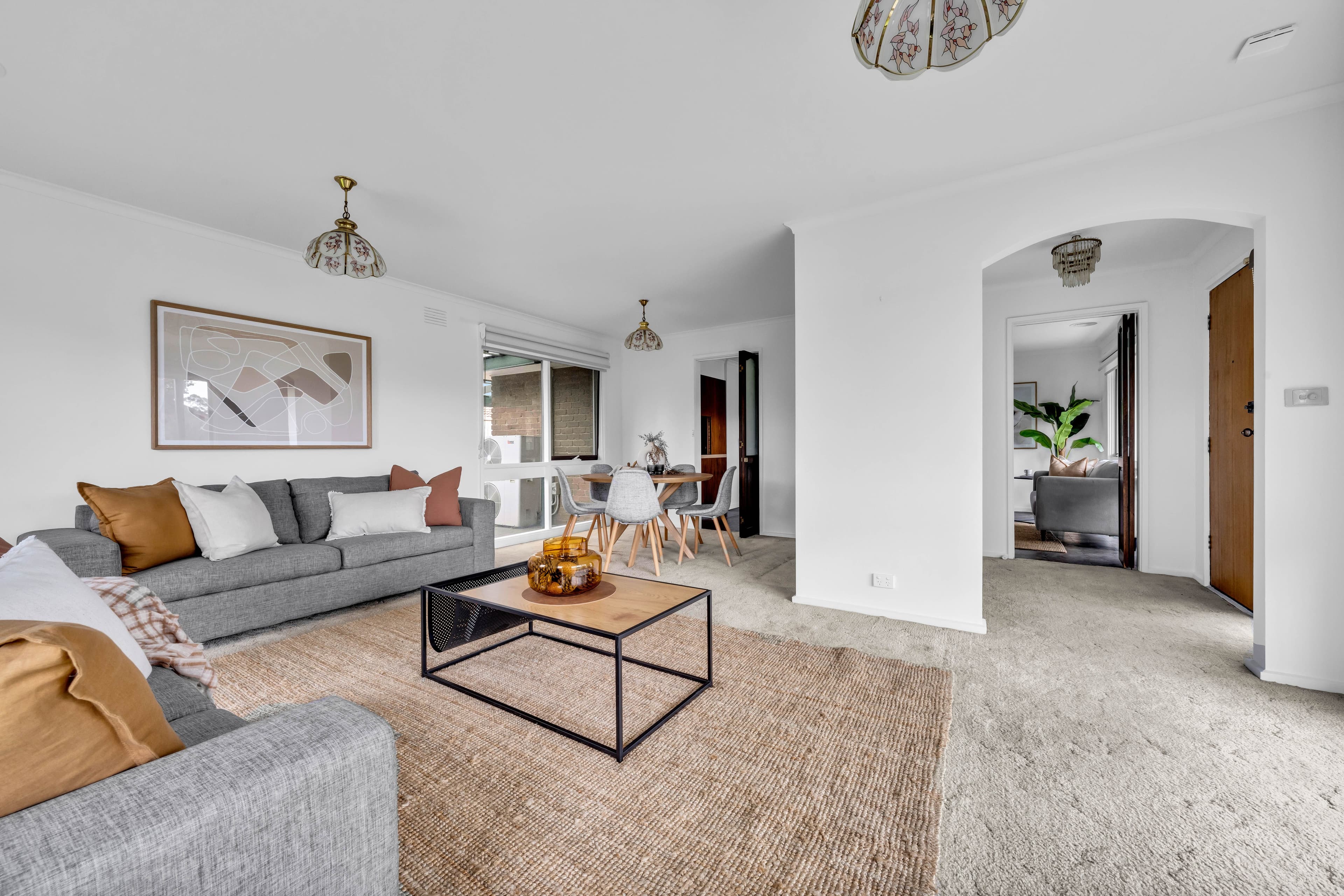 31 Downs Road, Seaford VIC 3198, Seaford - Thumbnail 2