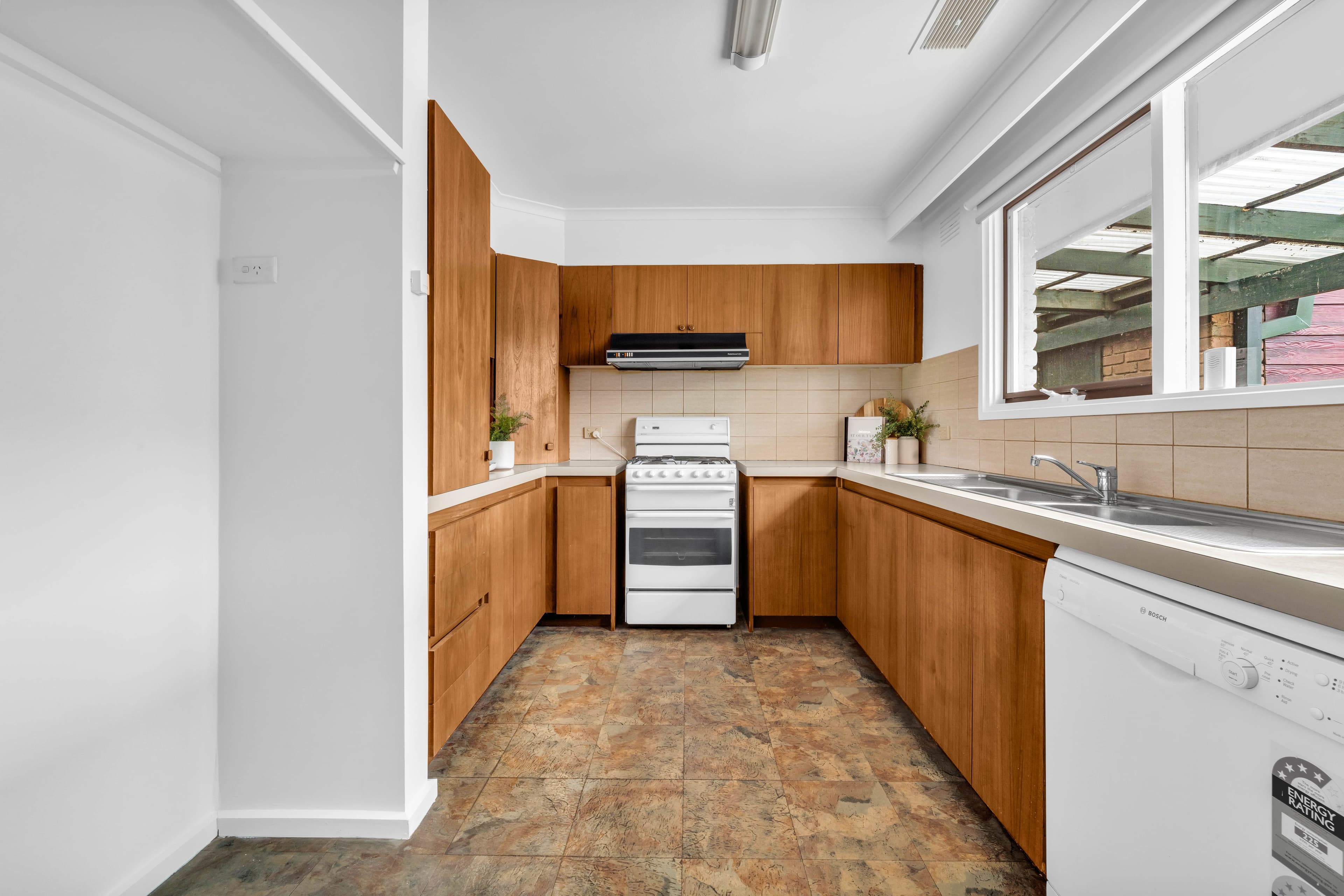 31 Downs Road, Seaford VIC 3198, Seaford - Thumbnail 7