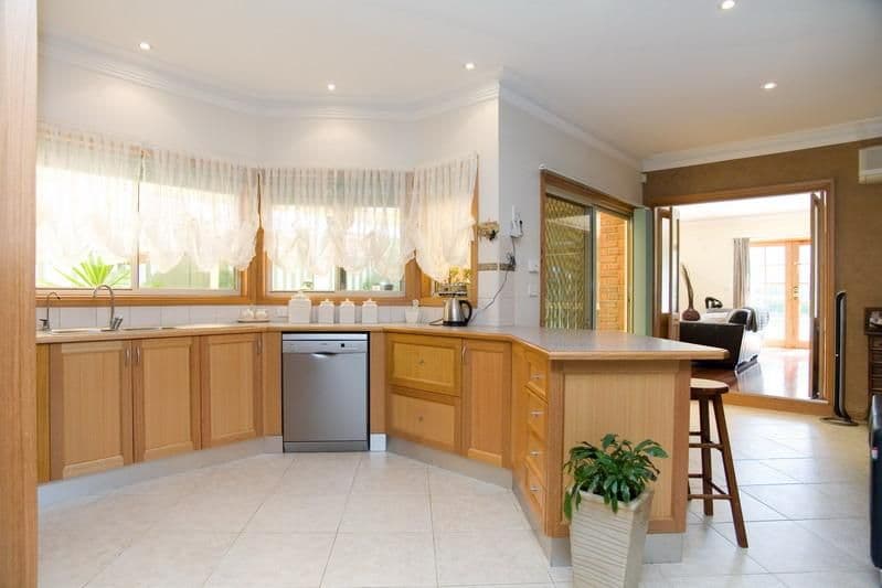 23 Gatehouse Drive, ATTWOOD VIC 3049, Attwood - Thumbnail 3