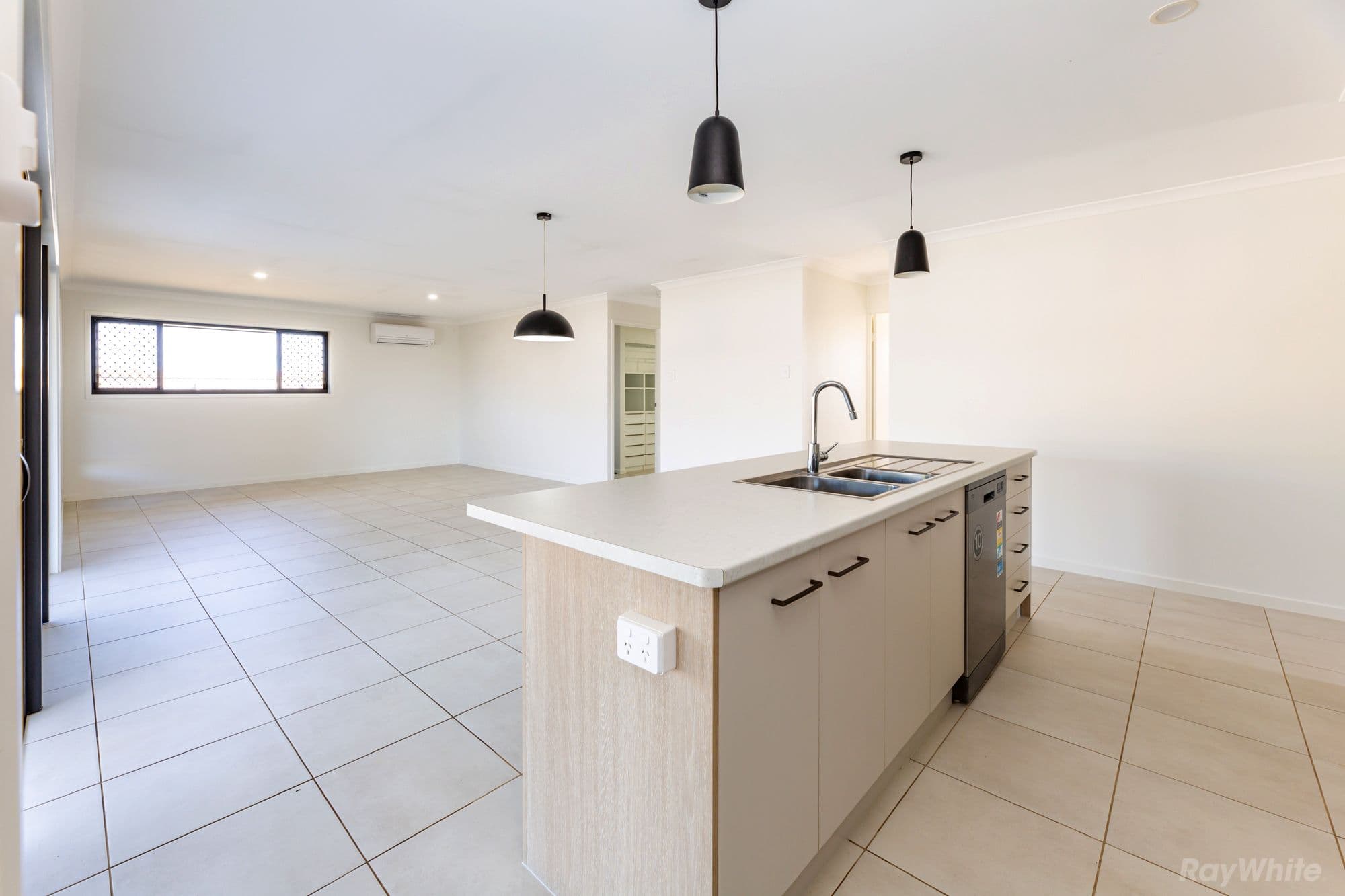 39 Sorrento Drive, Bargara QLD 4670, Bargara - Thumbnail 5
