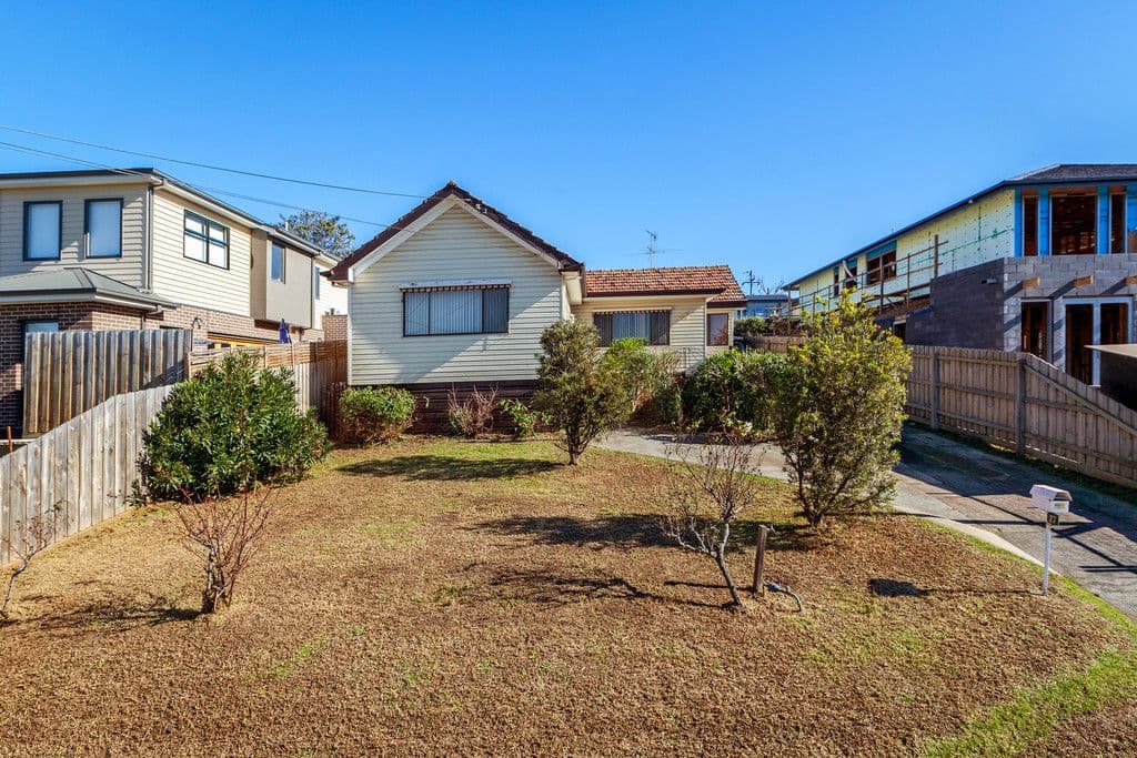 27  Falcon Road, MACLEOD VIC 3085, Macleod - Image 1