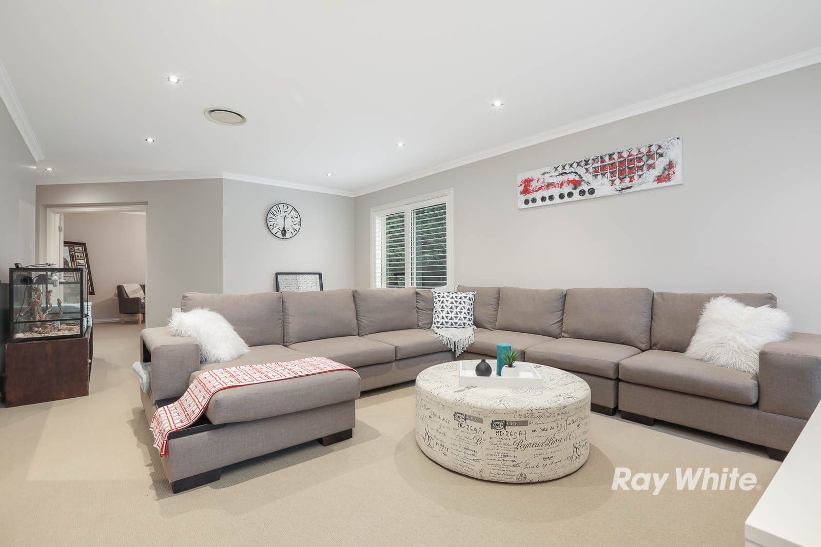 4 Melvey Place, Castle Hill - Thumbnail 3